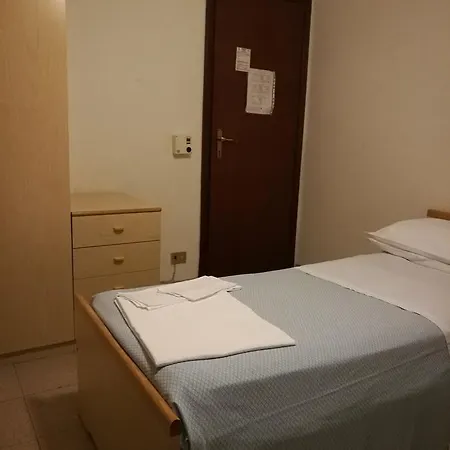 La Botte Motel *